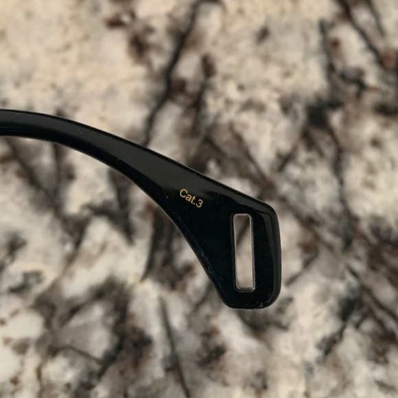 New GUCCI Havana Aviator Tortoise Sunglasses, Green & Red, Full Inclusion - Picture 13 of 16